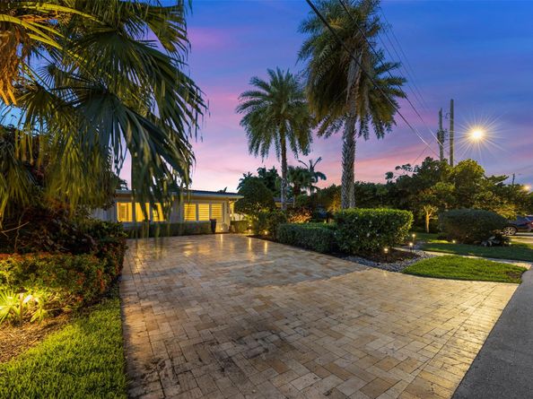 1719 Poinsettia Dr, Fort Lauderdale FL 33305