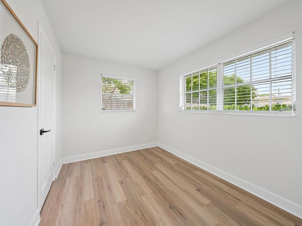 911 Poplar Drive, Lake Park FL 33403