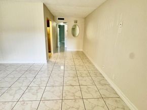 200 Village Green Circle E 102, Palm Springs FL 33461
