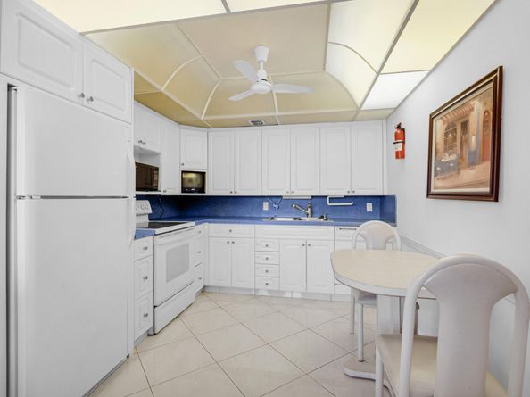 2035 Ainslie C, Boca Raton FL 33434