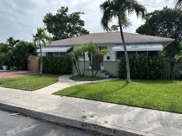 727 S M Street, Lake Worth Beach FL 33460