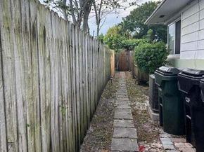 727 S M Street, Lake Worth Beach FL 33460