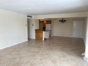 2600 N Flagler Drive 211, West Palm Beach FL 33407