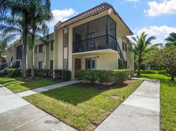 410 Lakeview Dr