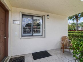 410 Lakeview Dr 104, Weston FL 33326