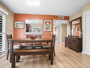 410 Lakeview Dr 104, Weston FL 33326
