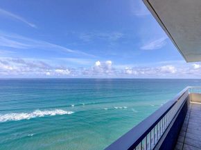 5550 N Ocean Drive 22 A, Singer Island FL 33404