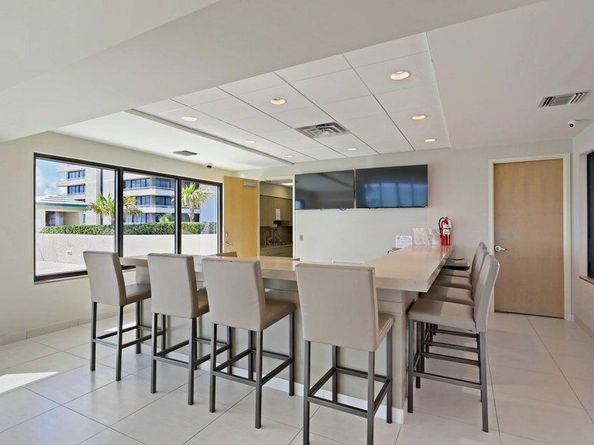 5550 N Ocean Drive 22 A, Singer Island FL 33404
