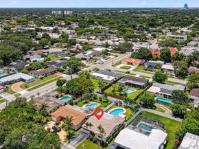 5511 Van Buren Street, Hollywood FL 33021