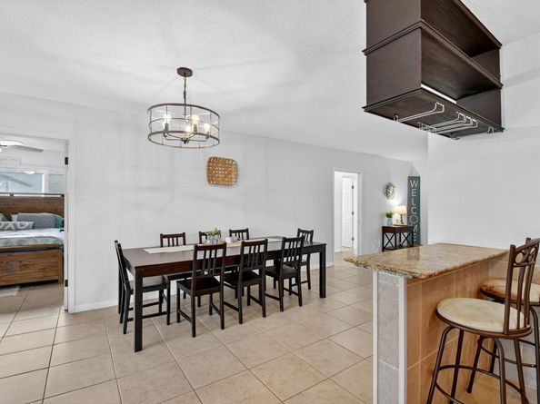 5511 Van Buren Street, Hollywood FL 33021