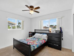 5511 Van Buren Street, Hollywood FL 33021