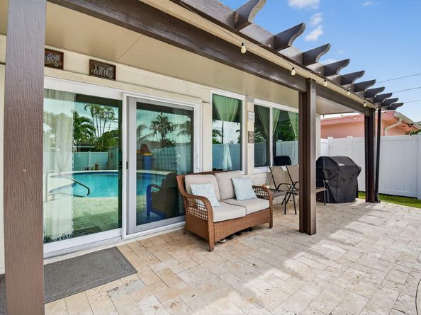 5511 Van Buren Street, Hollywood FL 33021