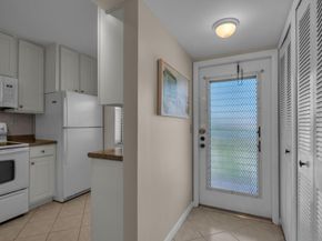 2748 NW 104th Ave 406, Sunrise FL 33322