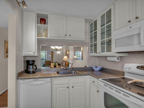 2748 NW 104th Ave 406, Sunrise FL 33322