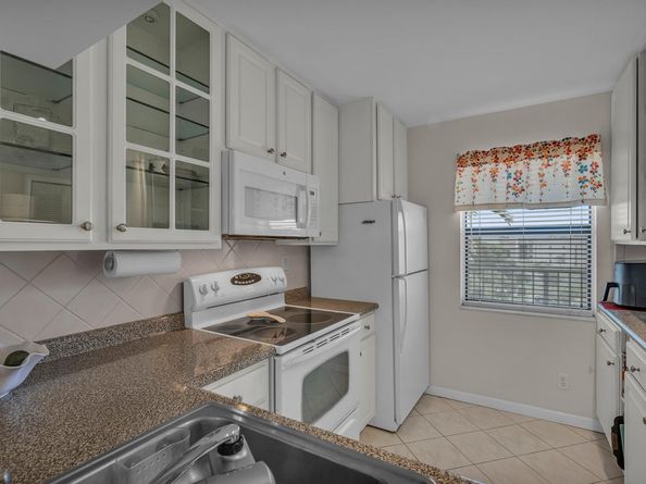2748 NW 104th Ave 406, Sunrise FL 33322