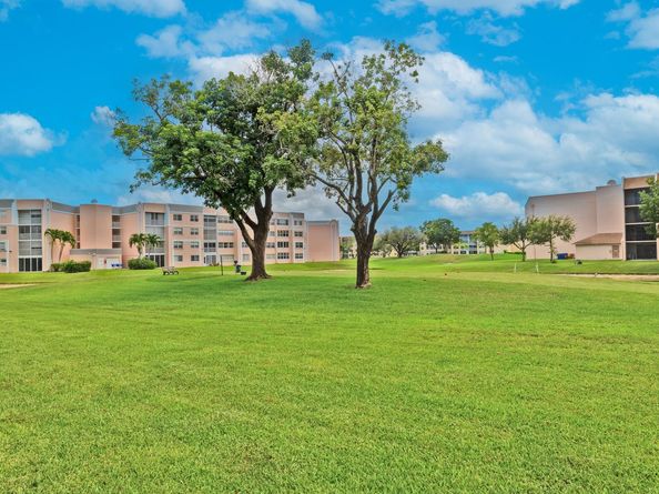 2748 NW 104th Ave 406, Sunrise FL 33322