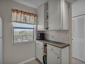 2748 NW 104th Ave 406, Sunrise FL 33322