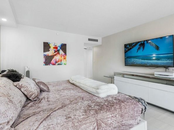 4750 S Ocean Boulevard 110, Highland Beach FL 33487