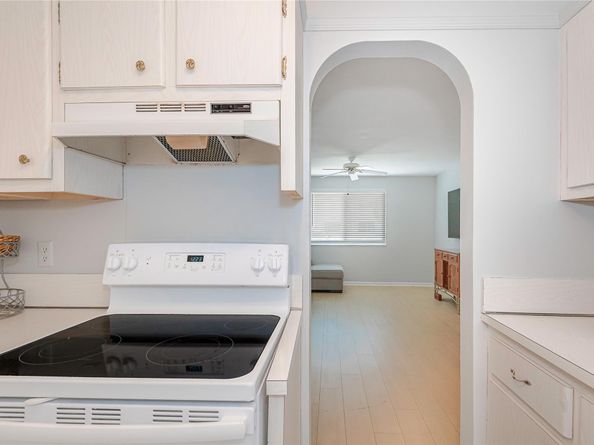 1821 NE 62nd St 310, Fort Lauderdale FL 33308