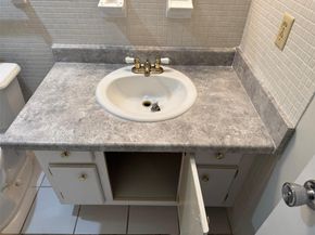 1821 NE 62nd St 310, Fort Lauderdale FL 33308