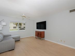 1821 NE 62nd St 310, Fort Lauderdale FL 33308