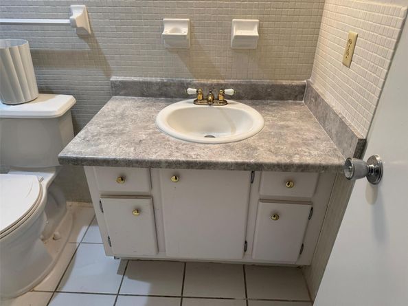 1821 NE 62nd St 310, Fort Lauderdale FL 33308