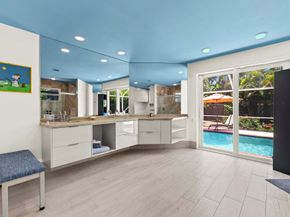 1203 NE 9th Avenue, Delray Beach FL 33483