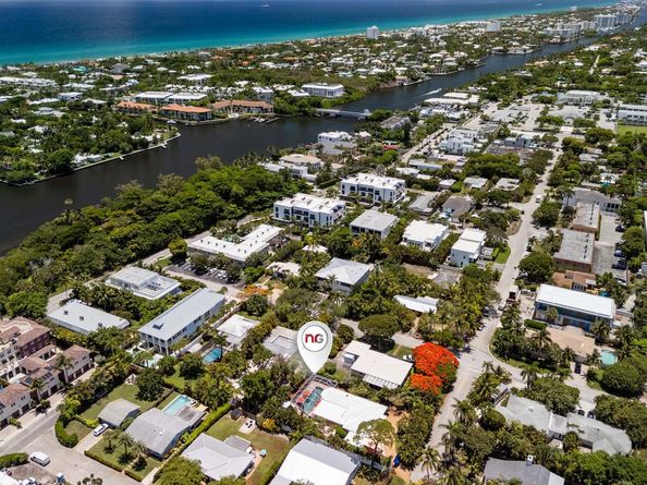 1203 NE 9th Avenue, Delray Beach FL 33483