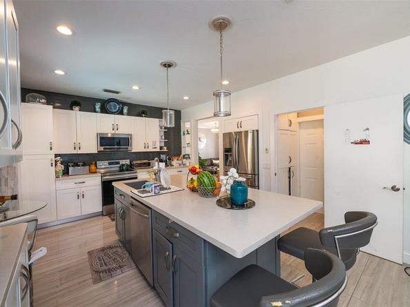 1943 NW 170 Ave, Pembroke Pines FL 33028
