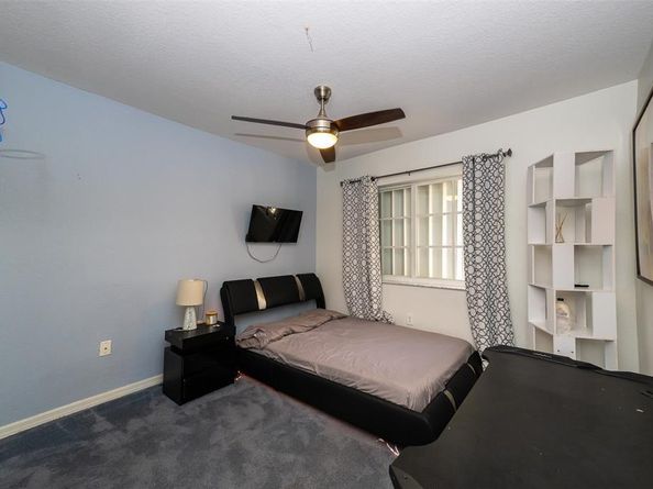 1943 NW 170 Ave, Pembroke Pines FL 33028