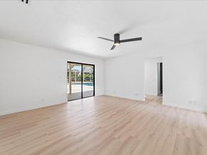 8600 Gatehouse Rd, Plantation FL 33324