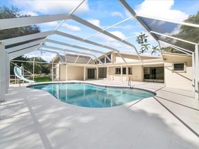 8600 Gatehouse Rd, Plantation FL 33324
