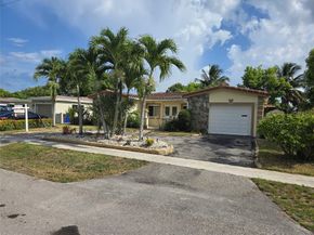 4600 NW 39th St, Lauderdale Lakes FL 33319