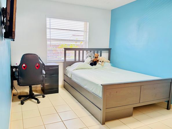 8765 Azalea Court 204, Tamarac FL 33321