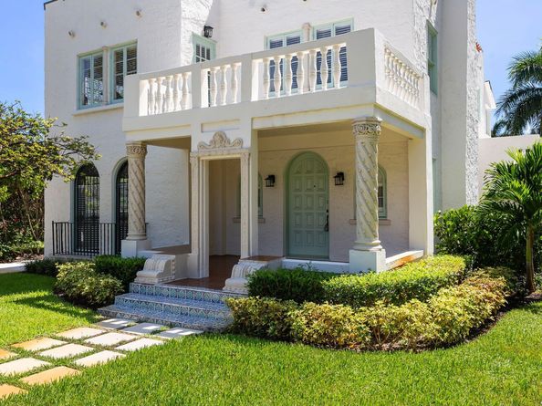 3020 Vincent Road, West Palm Beach FL 33405