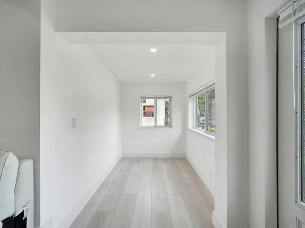 2118 Arthur Street, Hollywood FL 33020