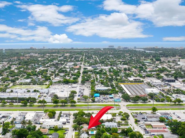 2118 Arthur Street, Hollywood FL 33020