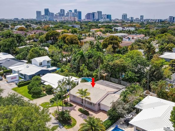 741 NE 16th Ter, Fort Lauderdale FL 33304