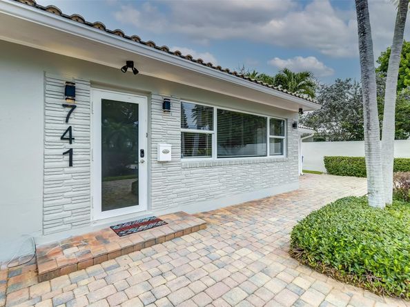 741 NE 16th Ter, Fort Lauderdale FL 33304