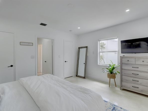741 NE 16th Ter, Fort Lauderdale FL 33304