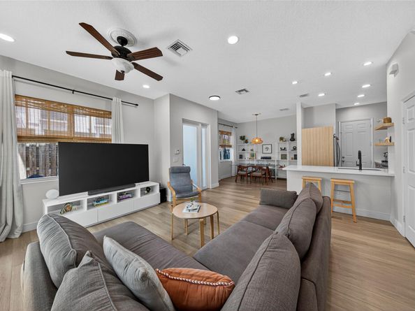 15 NE 20th Ave 15, Pompano Beach FL 33060