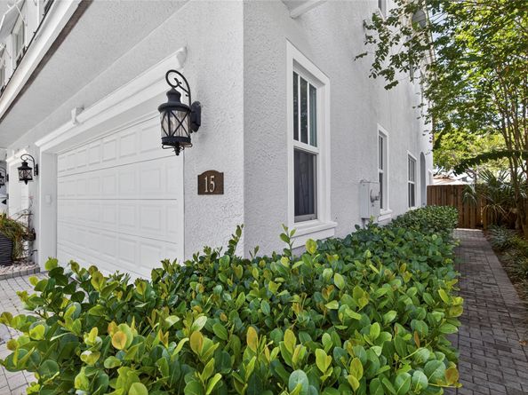 15 NE 20th Ave 15, Pompano Beach FL 33060