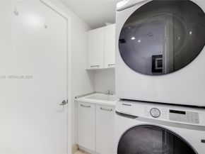 1331 Brickell Bay Drive 2605, Miami FL 33131