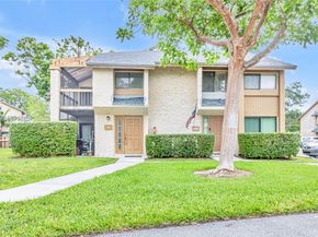 96 Wimbledon Lake Drive, Plantation FL 33324