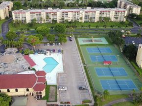 6850 10th Avenue N 310, Greenacres FL 33467