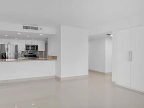 1717 N Bayshore Drive A1533, Miami FL 33132
