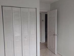 2215 NW 56th Avenue 3e, Lauderhill FL 33313