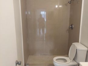 2215 NW 56th Avenue 3e, Lauderhill FL 33313
