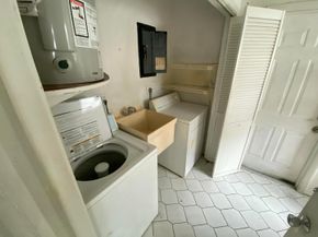 5139 NW 43rd Court, Lauderdale Lakes FL 33319