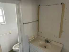 5139 NW 43rd Court, Lauderdale Lakes FL 33319